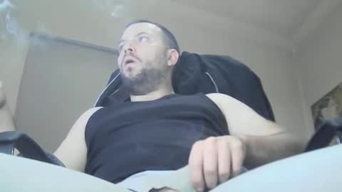 canarion online show from January 1, 10:54 am