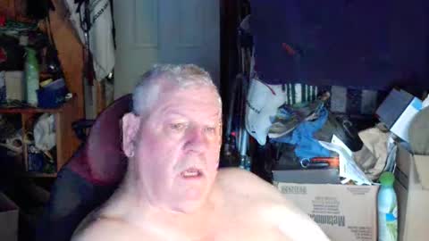 Snapshot of canoelicker69 chatting on September 16, 1:01 pm canoelicker69 online show from September 16, 1:01 pm