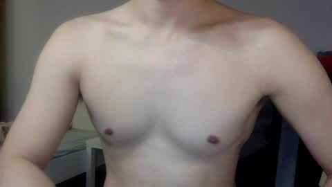 Snapshot of caobicao chatting on March 11, 3:16 am contrast moe online show from March 11, 3:16 am