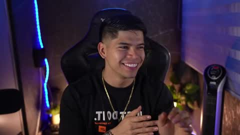 David Capizzi online show from April 19, 2:11 am