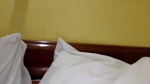 Snapshot of capt_oliver chatting on January 30, 6:10 pm follow my twitter online show from January 30, 6:10 pm