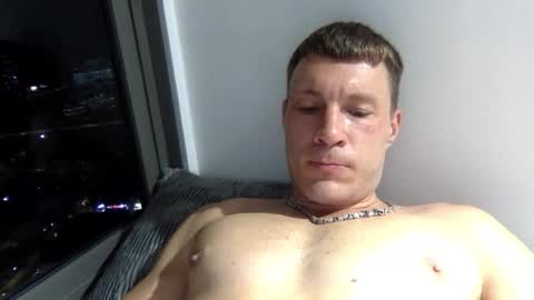 Snapshot of capt_oliver chatting on December 31, 7:07 pm follow my twitter online show from December 31, 7:07 pm