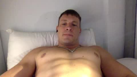 Snapshot of capt_oliver chatting on January 21, 5:38 pm follow my twitter online show from January 21, 5:38 pm