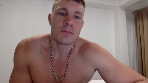 Snapshot of capt_oliver chatting on January 12, 6:05 pm follow my twitter online show from January 12, 6:05 pm