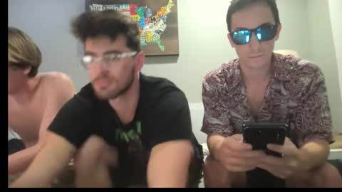 captain_chris8 online show from November 8, 9:40 pm