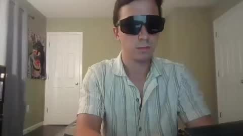 Snapshot of captain_chris8 chatting on October 11, 2:15 am captain_chris8 online show from October 11, 2:15 am