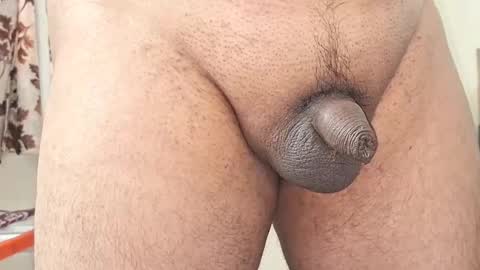 Snapshot of captain_juicyprecum chatting on February 3, 4:35 am captian juicyprecum online show from February 3, 4:35 am