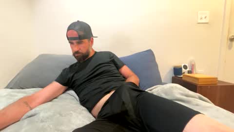 Snapshot of captnblackbeard chatting on September 20, 6:46 am captnblackbeard online show from September 20, 6:46 am
