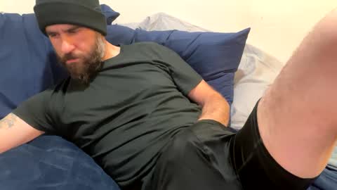 Snapshot of captnblackbeard chatting on January 25, 4:23 am captnblackbeard online show from January 25, 4:23 am