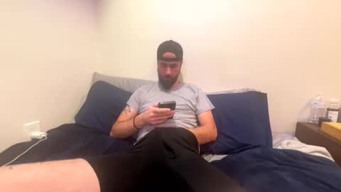 Snapshot of captnblackbeard chatting on December 29, 3:33 am captnblackbeard online show from December 29, 3:33 am