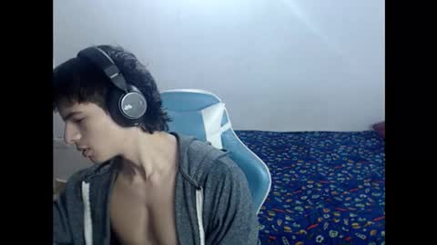 Snapshot of carapalida9008 chatting on October 5, 12:09 pm carapalida9008 online show from October 5, 12:09 pm