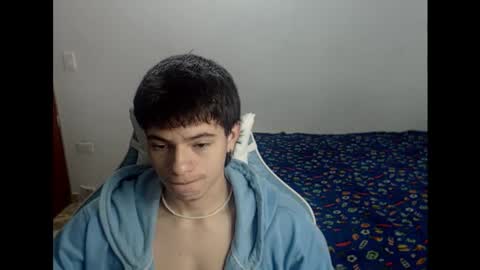 carapalida9008 online show from October 27, 1:35 pm