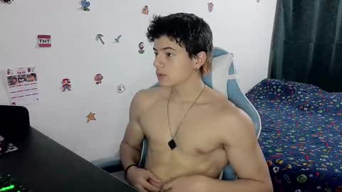 carapalida9008 online show from February 25, 4:10 pm
