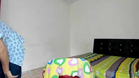 Carlos and Cristian  online show from February 28, 1:47 pm