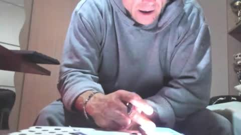 Laz online show from February 6, 3:20 pm