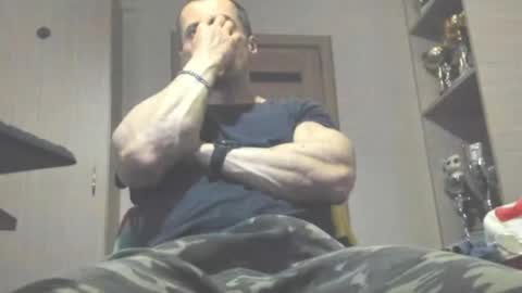 Laz online show from April 27, 7:41 pm