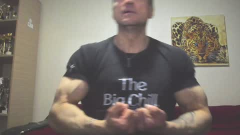 Laz online show from December 3, 5:34 pm
