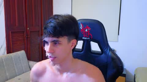 carl_dixon online show from May 3, 12:57 am