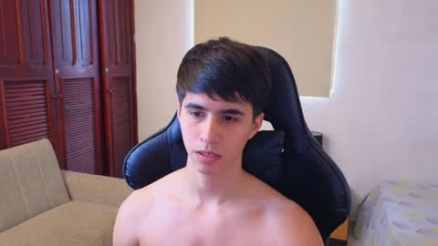 carl_dixon online show from June 8, 9:27 pm