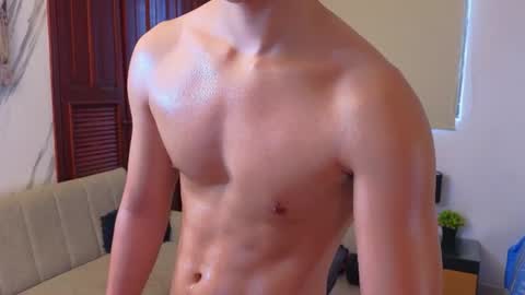 carl_dixon online show from June 16, 9:28 pm