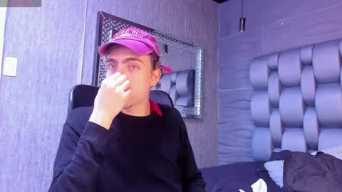 carl_gibson online show from September 17, 7:53 am