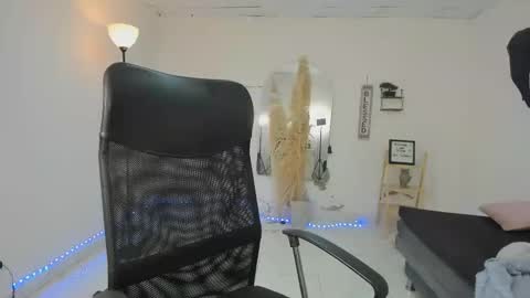 master online show from January 10, 4:00 pm