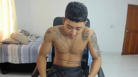 Snapshot of carlitosex09 chatting on September 18, 1:57 pm master online show from September 18, 1:57 pm