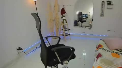 master online show from December 21, 3:42 pm