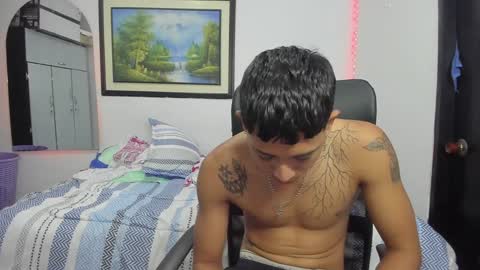 Snapshot of carlitosex09 chatting on January 13, 11:49 pm master online show from January 13, 11:49 pm