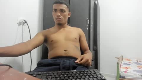 Snapshot of carlitosex09 chatting on December 30, 8:04 pm master online show from December 30, 8:04 pm