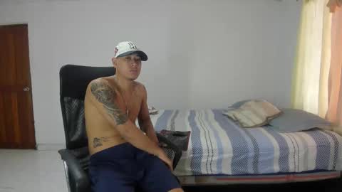 Snapshot of carlitosex09 chatting on September 20, 2:28 pm master online show from September 20, 2:28 pm