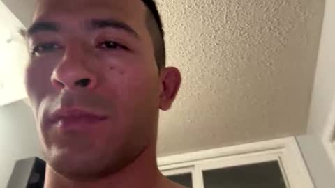 carlocockking online show from April 22, 9:36 am