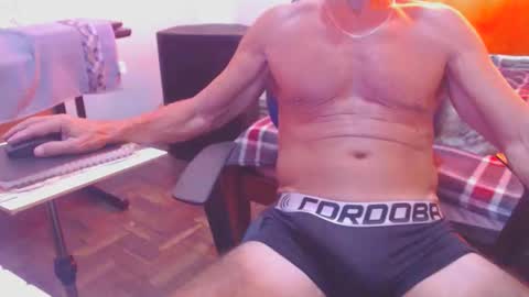 carlos online show from May 10, 11:44 am