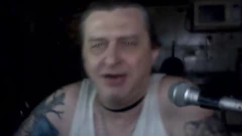 carlos712009 online show from May 2, 7:55 am