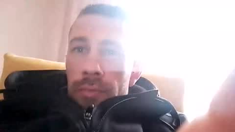 carlosrm440882 online show from February 20, 2:41 pm