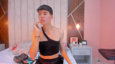 carolynfoster online show from April 10, 10:55 am