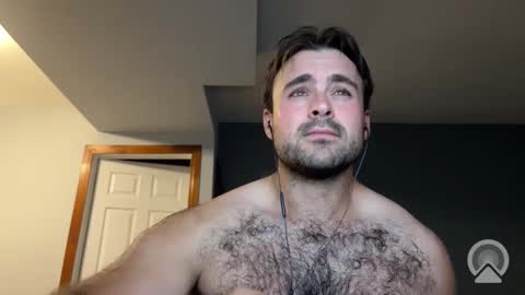 carpenterboyy19 online show from September 16, 12:23 am