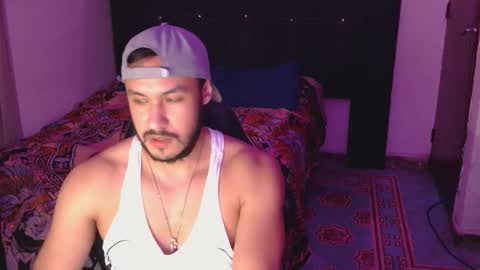 Snapshot of casas_oom chatting on October 12, 6:07 am online show from October 12, 6:07 am