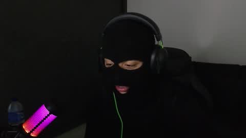 cash_master777 online show from January 11, 3:32 am