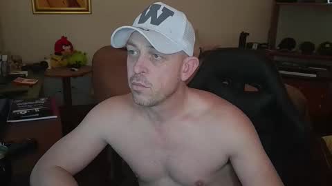 Cash Alpha Male online show from September 11, 9:30 am