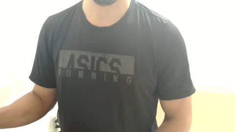 Snapshot of cashmastermuscle77 chatting on January 31, 11:03 am cashmastermuscle77 online show from January 31, 11:03 am