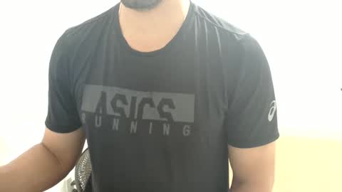 Snapshot of cashmastermuscle77 chatting on December 21, 11:55 am cashmastermuscle77 online show from December 21, 11:55 am