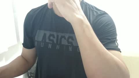 Snapshot of cashmastermuscle77 chatting on January 17, 12:42 am cashmastermuscle77 online show from January 17, 12:42 am