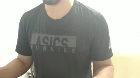 Snapshot of cashmastermuscle77 chatting on January 21, 10:45 am cashmastermuscle77 online show from January 21, 10:45 am