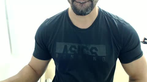cashmastermuscle77 online show from June 19, 10:31 am