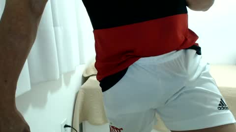 cashmastermuscle77 online show from June 17, 9:05 pm