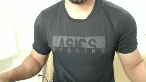 Snapshot of cashmastermuscle77 chatting on September 21, 11:10 am cashmastermuscle77 online show from September 21, 11:10 am