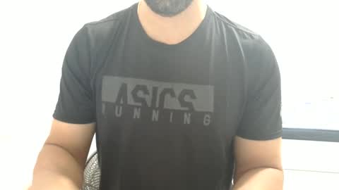 Snapshot of cashmastermuscle77 chatting on December 8, 1:25 pm cashmastermuscle77 online show from December 8, 1:25 pm