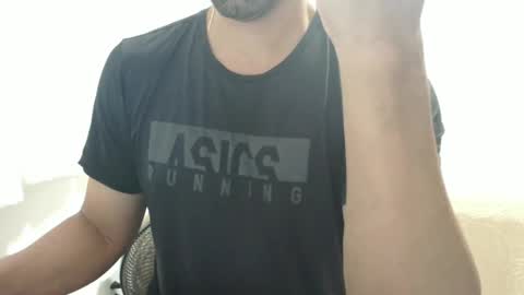 Snapshot of cashmastermuscle77 chatting on December 19, 12:56 am cashmastermuscle77 online show from December 19, 12:56 am