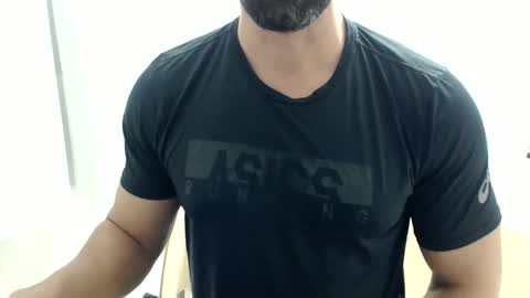 cashmastermuscle77 online show from June 10, 10:28 am